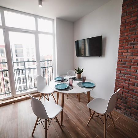 Kostjukowski Apartments Shevchenka 60 Lwów Zewnętrze zdjęcie